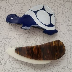 Vintage enamel and plastic barettes